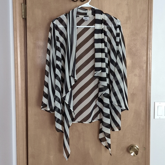 Women's Sheer Jacket/Top - Picture 4 of 4